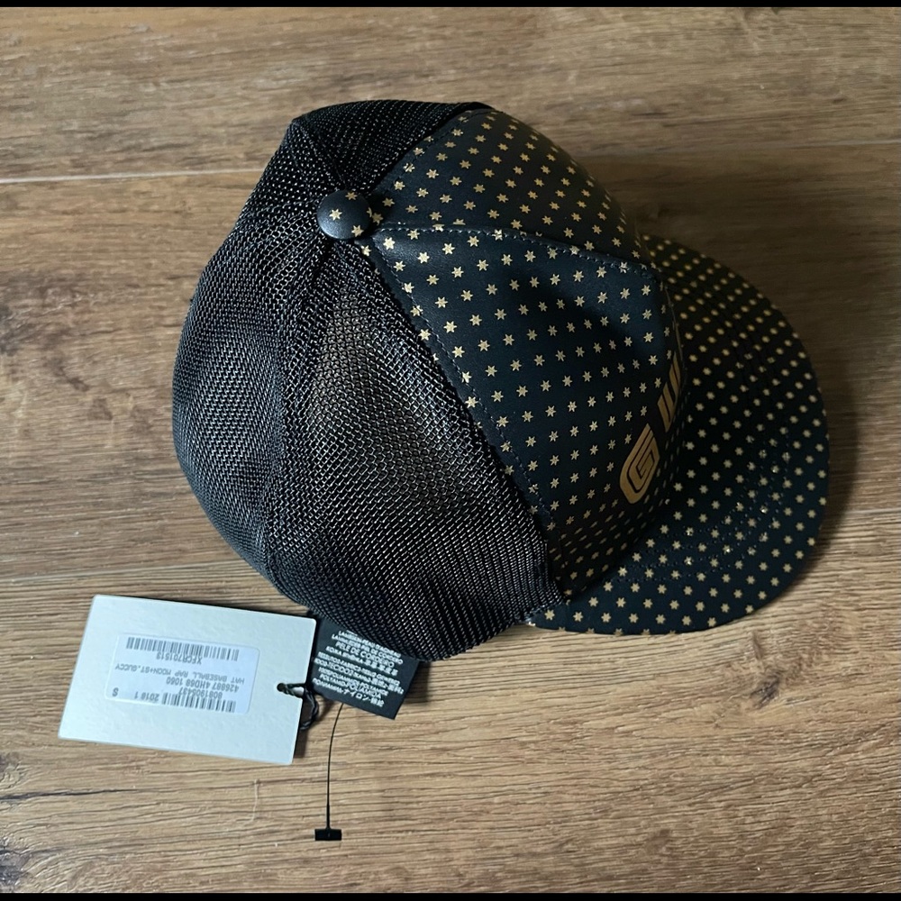 GUCCI-AUTHENTIC NWT Gold & Black “GUCCY” Baseball Hat - Picture 3 of 14